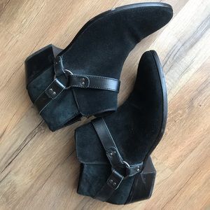 Sam Edelman size 9.5 black suede booties